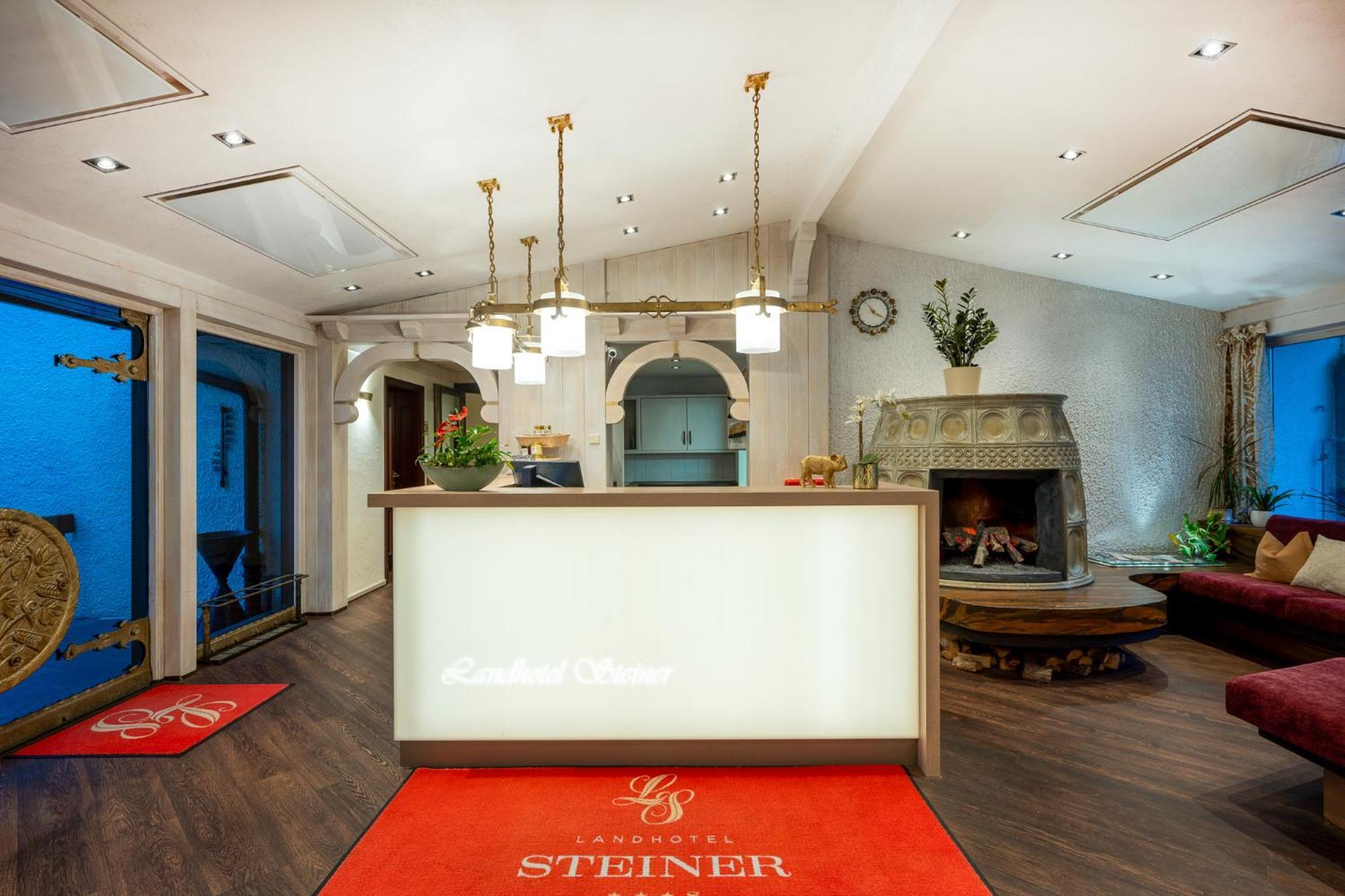 Landhotel Steiner Grossheirath Exterior photo
